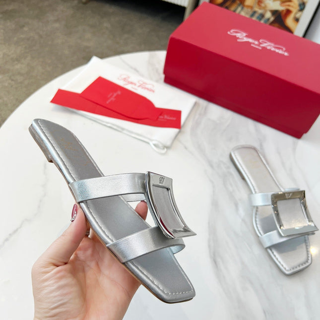 VIV' BY THE SEA MULES IN SILVER CALFSKIN SILVER BUCKLE
