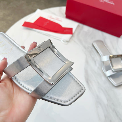 VIV' BY THE SEA MULES IN SILVER CALFSKIN SILVER BUCKLE