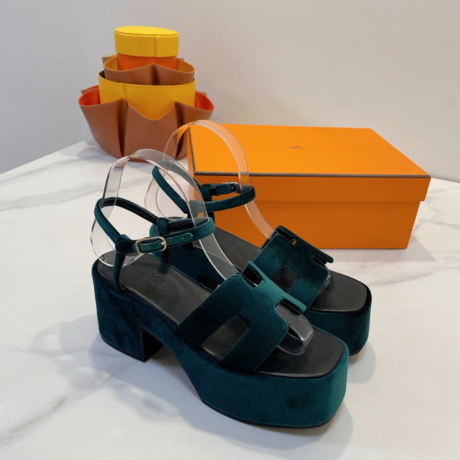 JAM 30 SANDAL IN GREEN FOREST VELVET