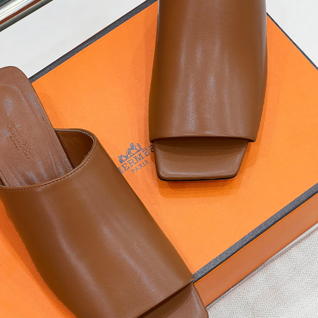 IDOLE SANDAL IN BRONZE BROWN CALFSKIN