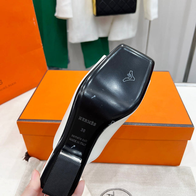 IDOLE SANDAL IN WHITE CALFSKIN