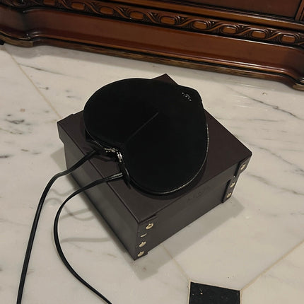 LE COEUR BAG 21 IN BLACK SUEDE