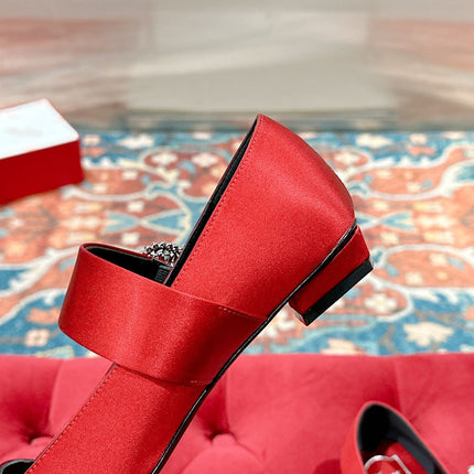 MARY JANES IN RED SATIN WITH CRYSTAL SQUARE BUCKLE