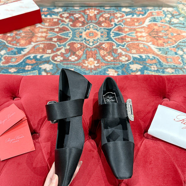 MARY JANES IN BLACK SATIN WITH CRYSTAL SQUARE BUCKLE