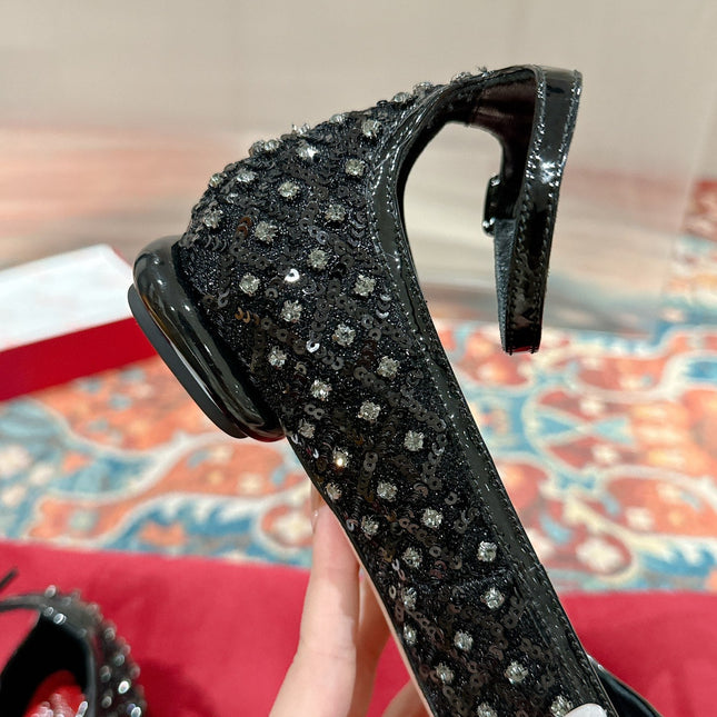 BALLERINAS IN BLACK FABRIC WITH CRYSTAL DETAILING