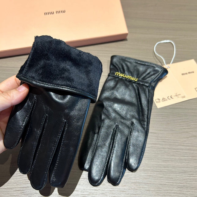 TOUCHSCREEN GLOVES IN BLACK LAMBSKIN 135642