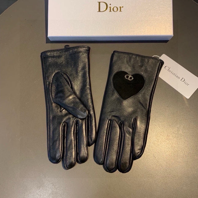 GLOVES WITH HEART ICON IN BLACK LAMBSKIN 378834