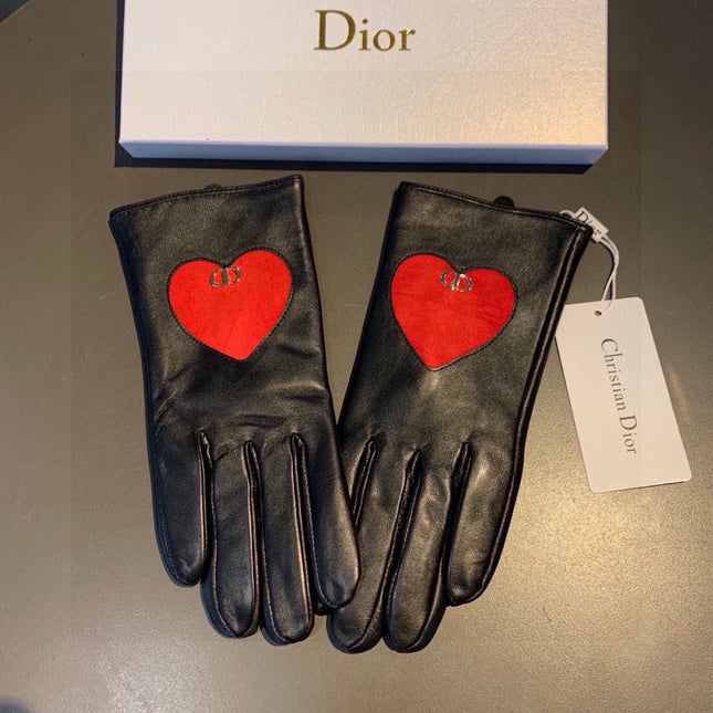 GLOVES WITH RED HEART ICON IN BLACK LAMBSKIN 378835