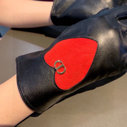GLOVES WITH RED HEART ICON IN BLACK LAMBSKIN 378835