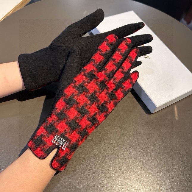 PLAID GLOVES IN RED MIX BLACK WOOL 405939