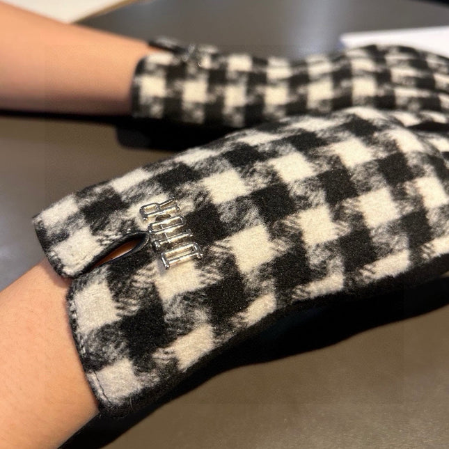 PLAID GLOVES IN BLACK MIX WHITE WOOL 405940