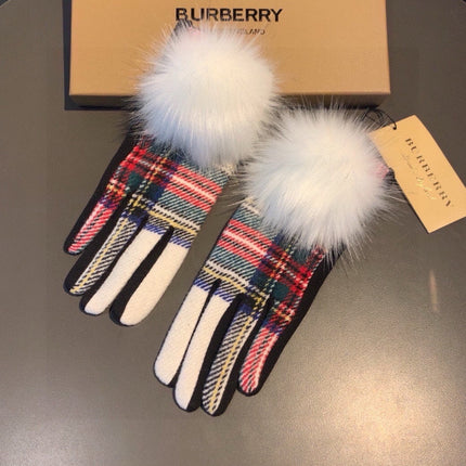 LINED GLOVES IN COLORFUL WOOL AND RABBIT FUR 432650