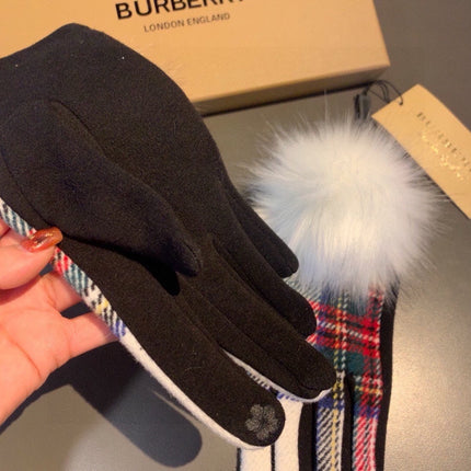 LINED GLOVES IN COLORFUL WOOL AND RABBIT FUR 432650