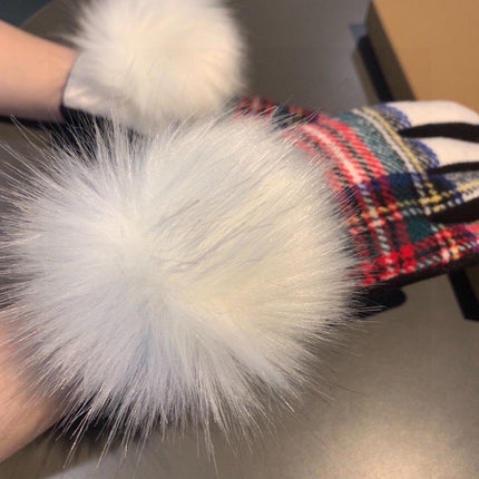 LINED GLOVES IN COLORFUL WOOL AND RABBIT FUR 432650