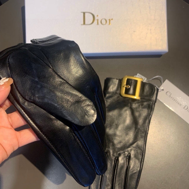 GLOVES ATTACHED D METAL HARDWARE IN BLACK LAMBSKIN 441842