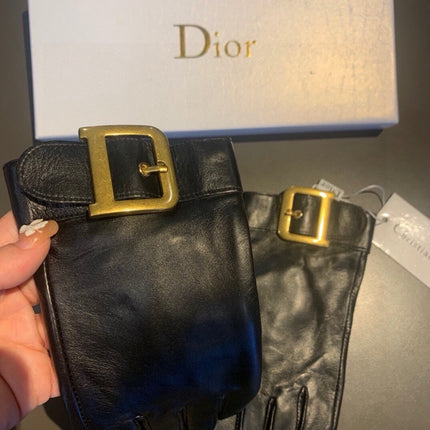 GLOVES ATTACHED D METAL HARDWARE IN BLACK LAMBSKIN 441842