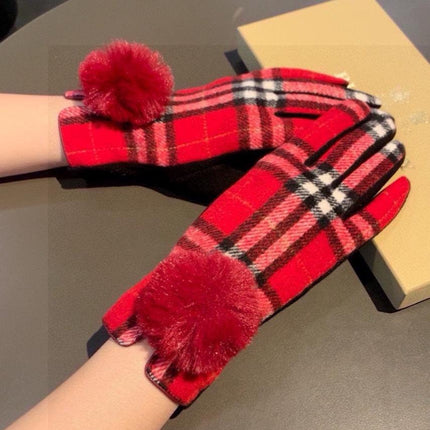 GLOVES IN CHERRY RED AND BLACK WOOL WITH RABBIT FUR 448247