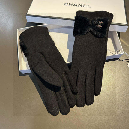 GLOVES IN BLACK WOOL WITH RABBIT FUR 456297