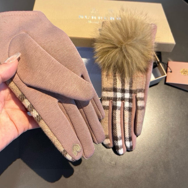 GLOVES IN COLORFUL WOOL AND RABBIT FUR 462256