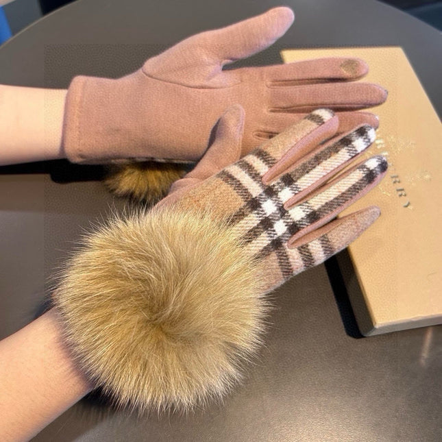 GLOVES IN COLORFUL WOOL AND RABBIT FUR 462256