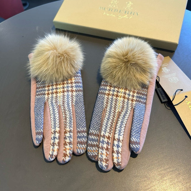 GLOVES IN COLORFUL WOOL AND RABBIT FUR 462257