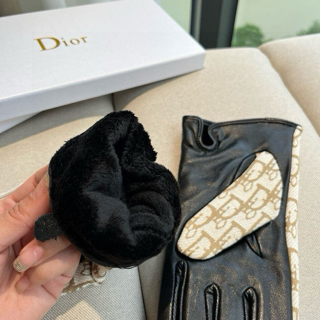 TOUCHSCREEN GLOVES IN BLACK LAMBSKIN AND BEIGE MONOGRAM JACQUARD FABRIC 465791