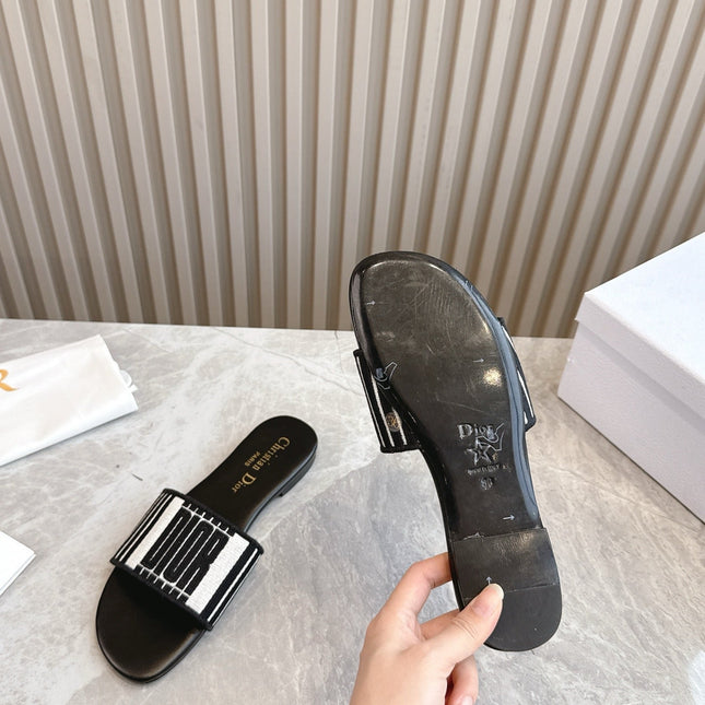 DIOR FLAT SLIDES 25S IN BLACK CALFSKIN AND FABRIC BRAND NAME EMBROIDERY