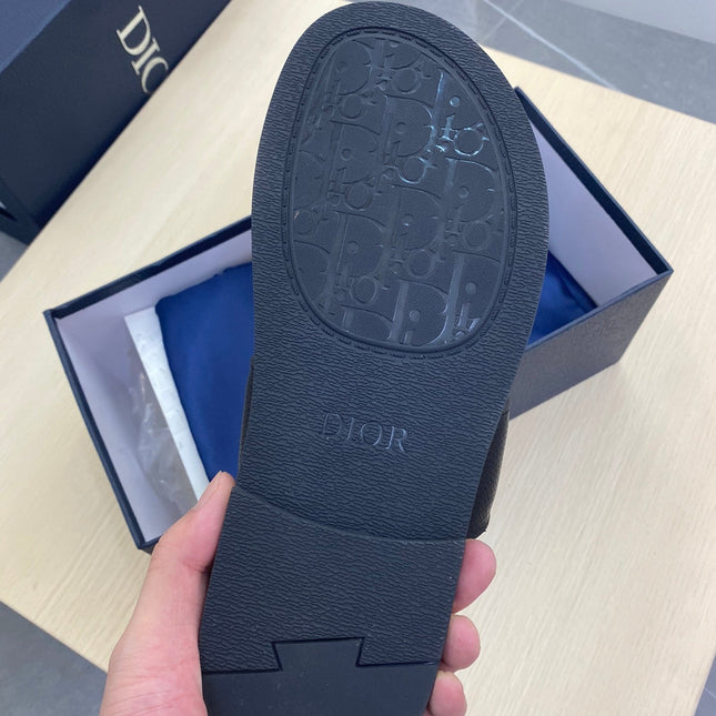 CD DOUBLE STRAP SLIPPER BLACK GRAINED CALFSKIN