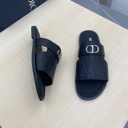 CD SYMBOL SLIDE CUT SANDAL BLACK CALSKIN
