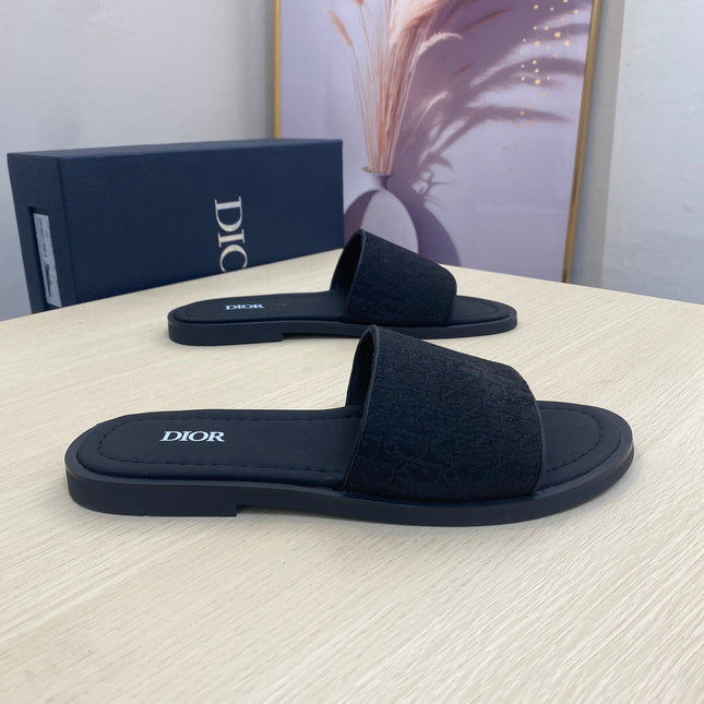 CD SLIDE ALIDAS SLIPPER BLACK JACQUARD