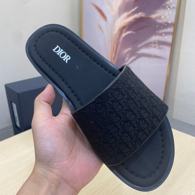 CD SLIDE ALIDAS SLIPPER BLACK JACQUARD