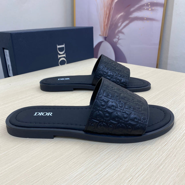 CD SLIDE ALIDAS SLIPPER BLACK MONOGRAM CALFSKIN