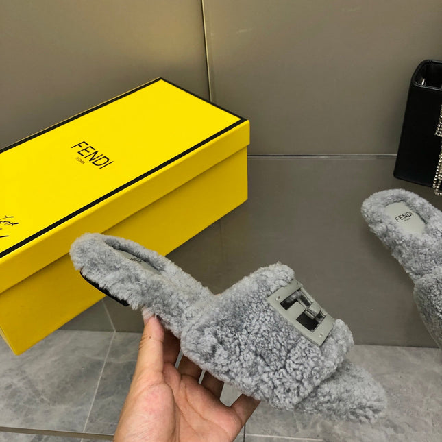 FENDI BAGUETTE SLIDE SLIPPERS IN GREY WOOL