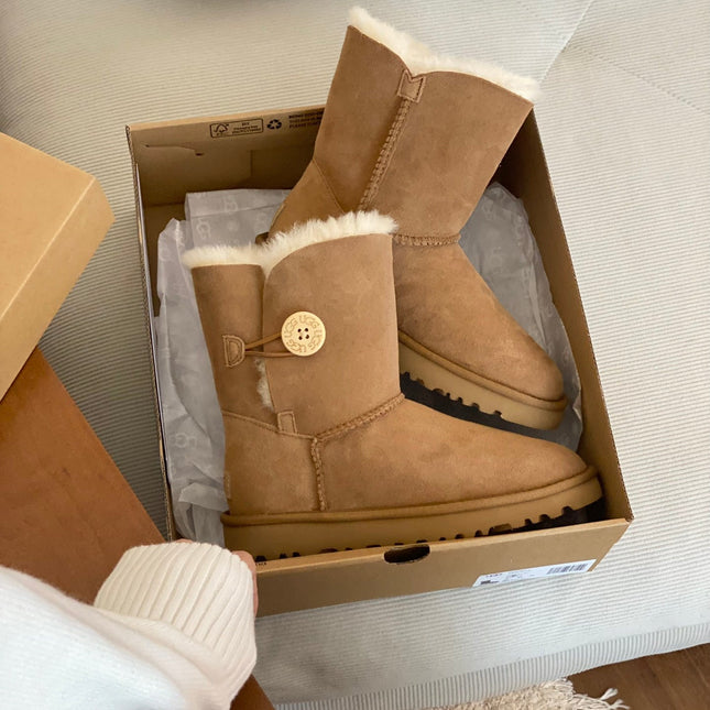 CLASSIC BAILEY BOOTS WITH BUTTONS IN CIDER BROWN SUEDE AND WOOL LINED
