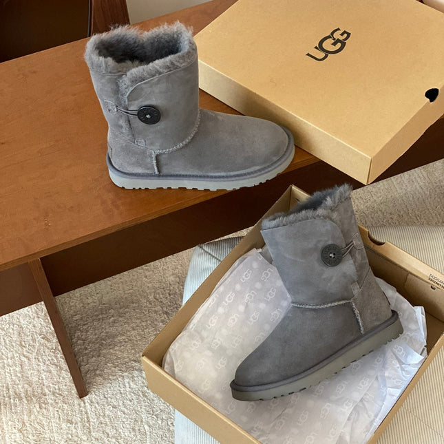 CLASSIC BAILEY BOOTS WITH BUTTONS IN SMOKE GRAY SUEDE AND WOOL LINED
