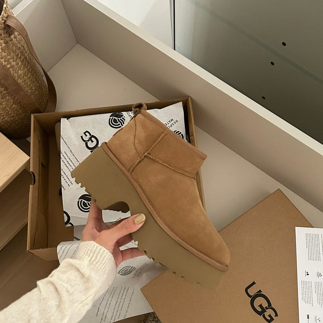 CLASSIC ULTRA MINI PLATFORM IN BRONZE BROWN SUEDE
