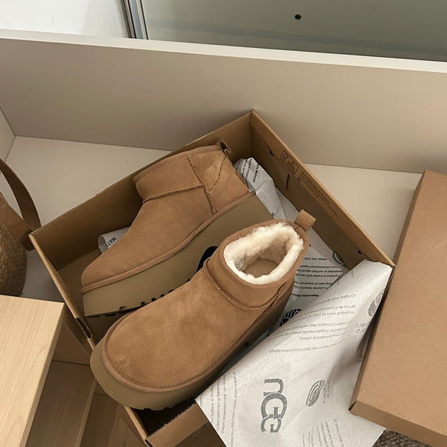 CLASSIC ULTRA MINI PLATFORM IN BRONZE BROWN SUEDE