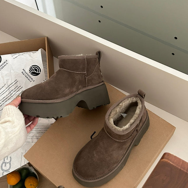 CLASSIC ULTRA MINI PLATFORM IN HICKORY BROWN SUEDE