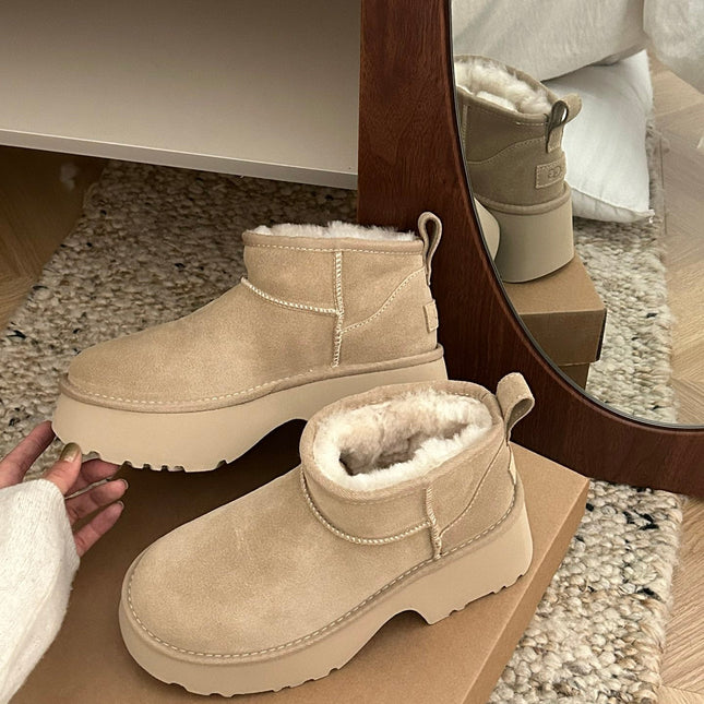 CLASSIC ULTRA MINI PLATFORM IN TORTILLA BROWN SUEDE