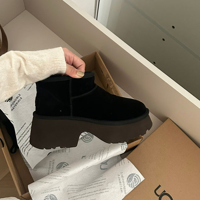 CLASSIC ULTRA MINI PLATFORM IN BLACK MIX CHOCOLATE BROWN SUEDE
