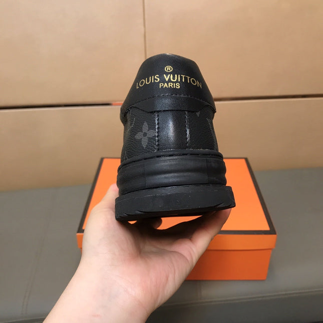 LV TRAINER IN BLACK MONOGRAM CALFSKIN