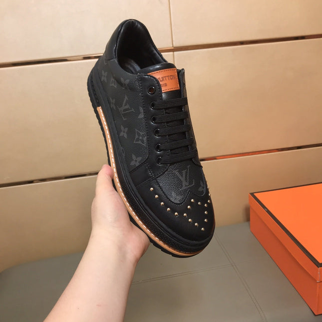 LV TRAINER IN BLACK MONOGRAM CALFSKIN