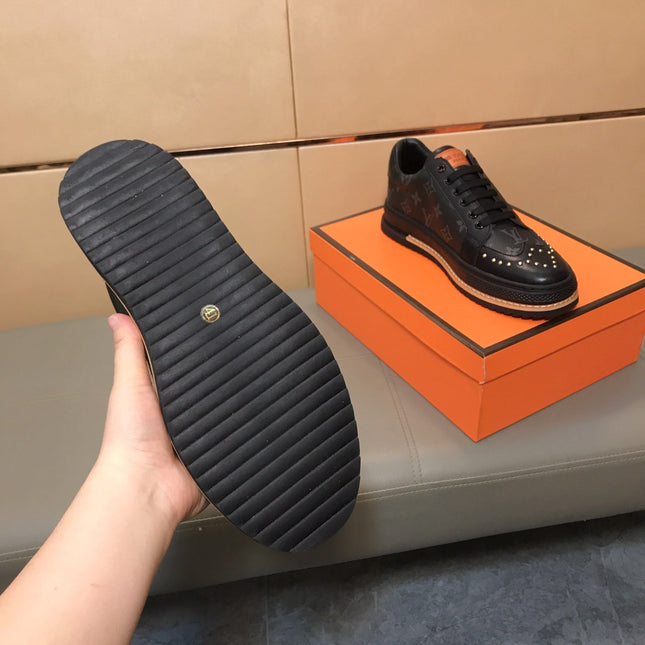 LV TRAINER IN BLACK MONOGRAM CALFSKIN