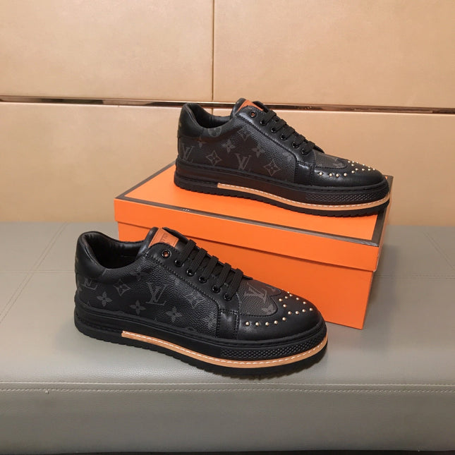 LV TRAINER IN BLACK MONOGRAM CALFSKIN