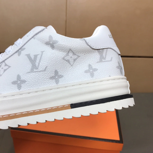 LV TRAINER IN WHITE MONOGRAM CALFSKIN