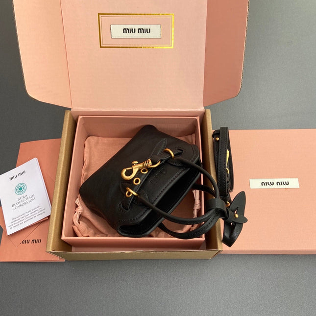 AVENTURE BAG 13 IN BLACK SHINY CALFSKIN