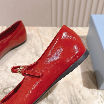 PRADA 25S BALLERINAS IN RED WINE CALFSKIN GLOSSY