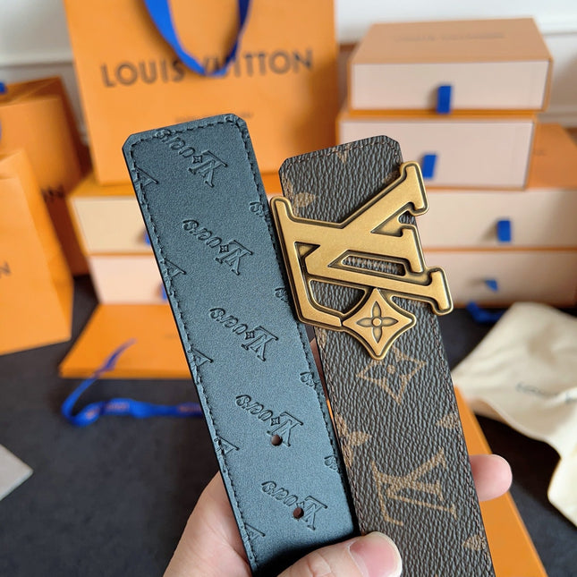 BELT 40MM IN BROWN GRAINED CALFSKIN EMBOSSED LOGO GOLD BUCKLE