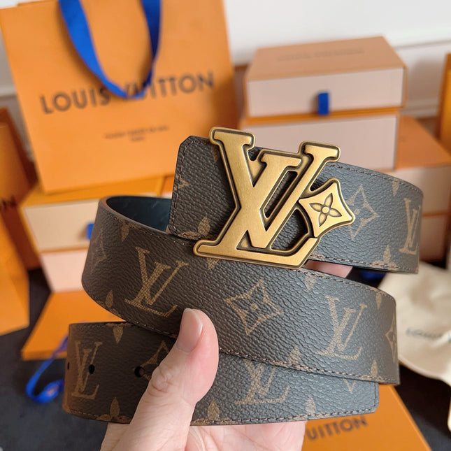 BELT 40MM IN BROWN GRAINED CALFSKIN EMBOSSED LOGO GOLD BUCKLE