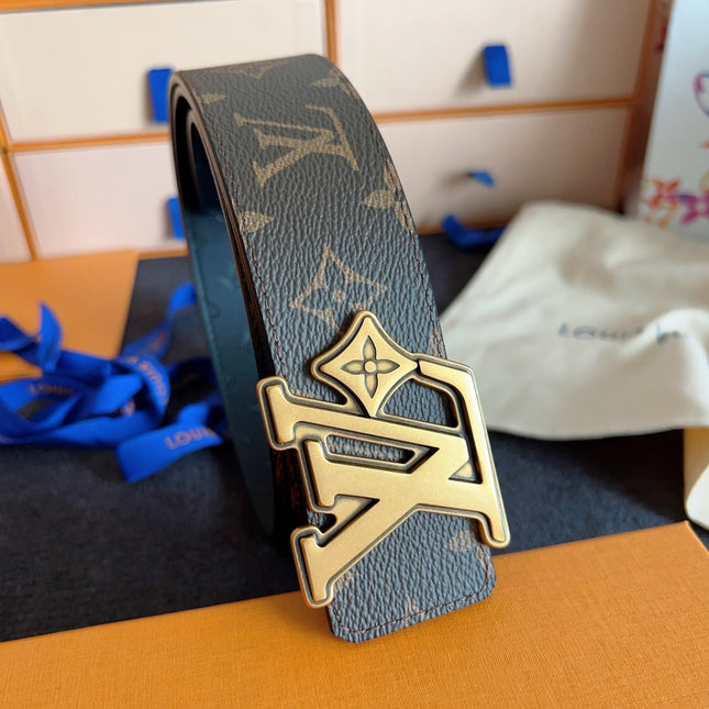 BELT 40MM IN BROWN GRAINED CALFSKIN EMBOSSED LOGO GOLD BUCKLE
